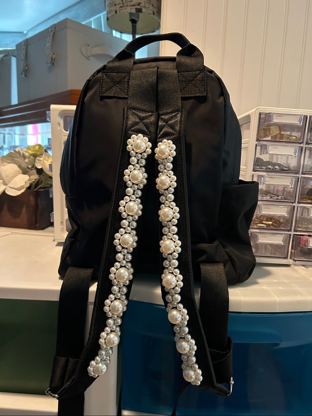 Black medium size Backpack with Front Pocket & Side Bottle Holder